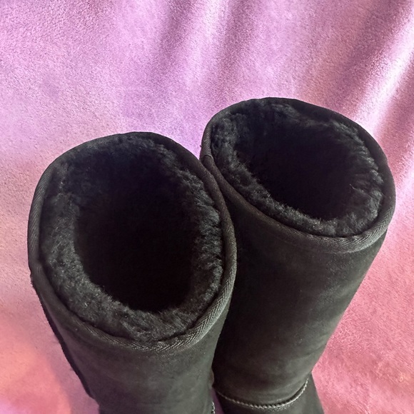 Ugg Women’s Classic Tall II Boots Size9 - Picture 4 of 6